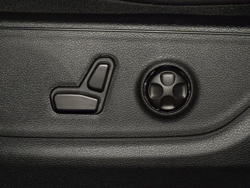 Used 2026 RAM 1500 Rebel w/ G/T Package image 46