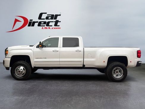 Used 2018 GMC Sierra 3500 Denali w/ Duramax Plus Package image 8