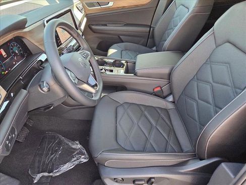 New 2026 Volkswagen Atlas SE image 4