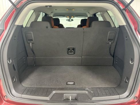 Used 2016 Chevrolet Traverse LT image 23