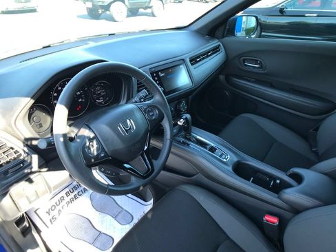 Certified 2022 Honda HR-V Sport image 19