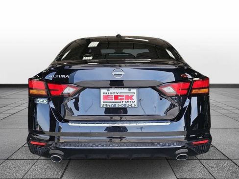 Used 2023 Nissan Altima 2.5 SR FWD image 6