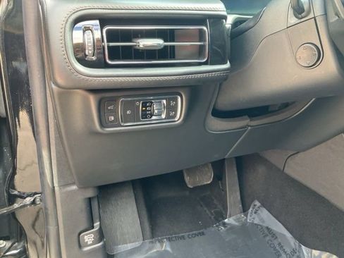 Used 2022 Lincoln Aviator Grand Touring AWD/4WD image 11