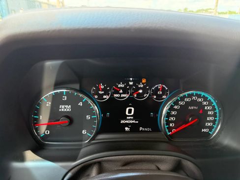 Used 2018 GMC Yukon XL Denali w/ Denali Ultimate Package AWD/4WD image 12