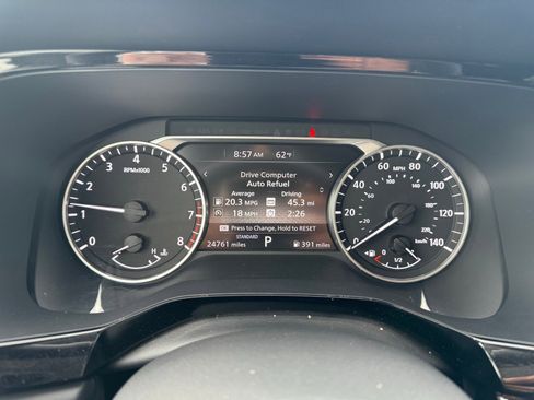 Certified 2022 Nissan Pathfinder SV w/ SV Black Package image 16