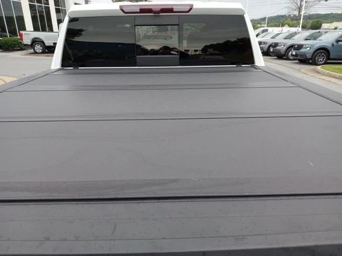 Used 2022 GMC Sierra 1500 Denali AWD/4WD image 17