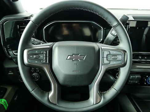 New 2026 Chevrolet Silverado 2500 ZR2 image 10