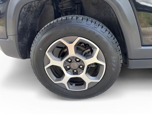 Used 2022 Jeep Compass Trailhawk w/ Trailhawk Elite Group image 16