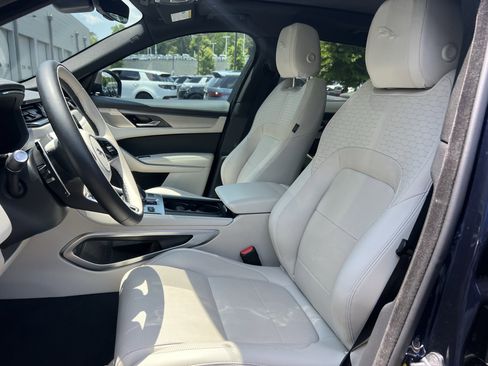 Certified 2026 Jaguar F-PACE R-Dynamic S AWD/4WD image 16