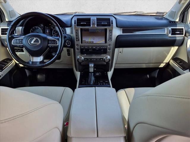 Used 2020 Lexus GX 460 Premium w/ Premium Package AWD/4WD image 18