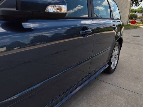 Used 2007 Volvo V50 2.4i FWD image 17