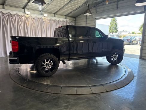 Used 2017 Chevrolet Silverado 1500 LT w/ All Star Edition RWD image 4