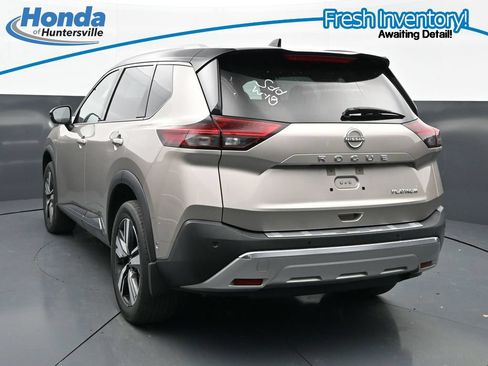 Used 2023 Nissan Rogue Platinum w/ Platinum Premium Package FWD image 7