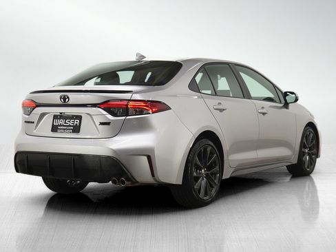 Used 2025 Toyota Corolla XSE image 5