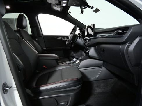 Used 2024 Ford Escape ST-Line Select w/ Tech Pack #2 image 11