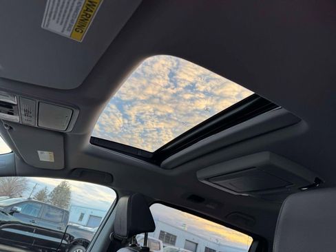 Used 2018 Honda Odyssey EX-L image 18