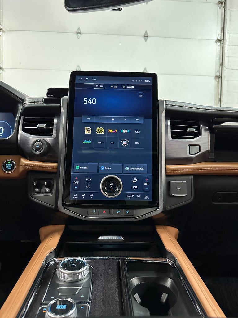 Used 2022 Ford Expedition Platinum AWD/4WD image 26