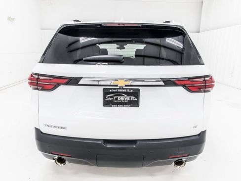 Used 2022 Chevrolet Traverse LT FWD image 6