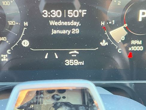 Certified 2025 GMC Yukon XL AT4 Ultimate image 12