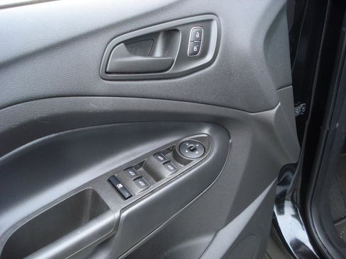 Used 2018 Ford Escape S FWD image 11
