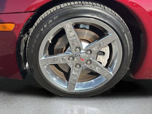 Used 2007 Chevrolet Corvette Coupe w/ Preferred Equipment Group RWD image 20