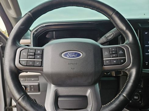 Used 2024 Ford F250 Lariat w/ Lariat Ultimate Package AWD/4WD image 11