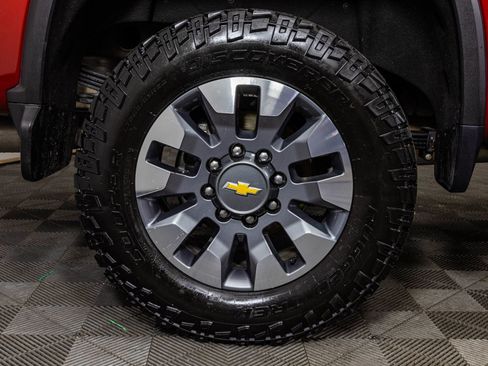 Used 2024 Chevrolet Silverado 2500 LT w/ All Star Edition image 53