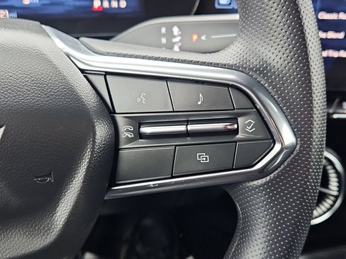 Certified 2025 Chevrolet Blazer EV LT AWD/4WD image 18