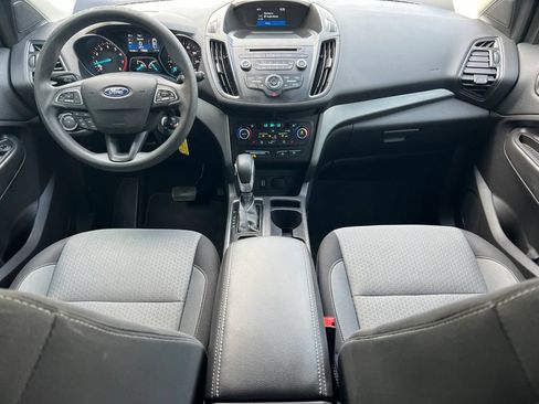 Used 2018 Ford Escape SE FWD image 14
