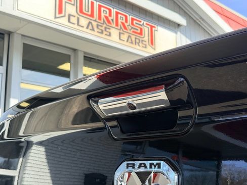 Used 2020 RAM 2500 Limited image 9