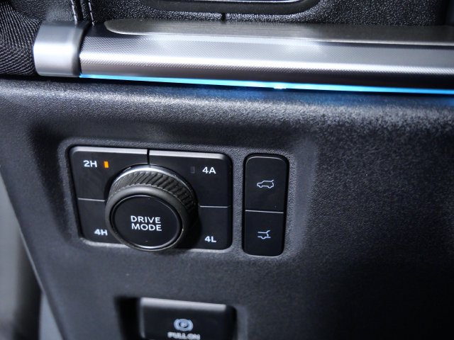 Certified 2025 Ford Expedition Max Platinum AWD/4WD image 27