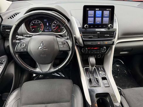 Used 2022 Mitsubishi Eclipse Cross SE image 15