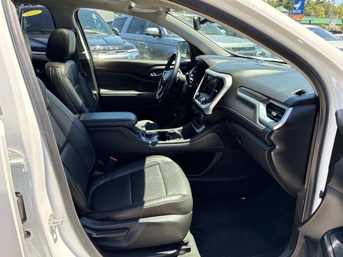 Used 2023 GMC Acadia SLT AWD/4WD image 9