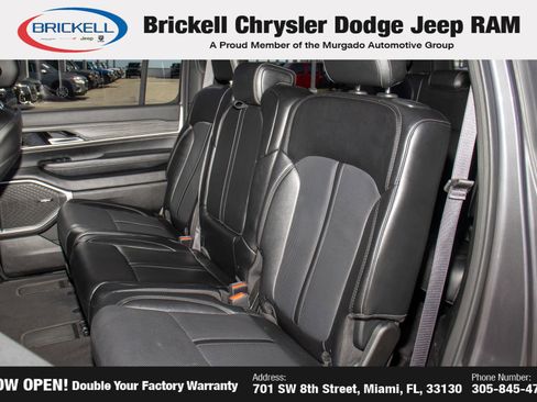 Used 2024 Jeep Wagoneer Series II w/ Flexible Seating Group AWD/4WD image 17