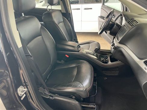 Used 2016 Dodge Journey R/T w/ Rear Seat Video Group AWD/4WD image 18