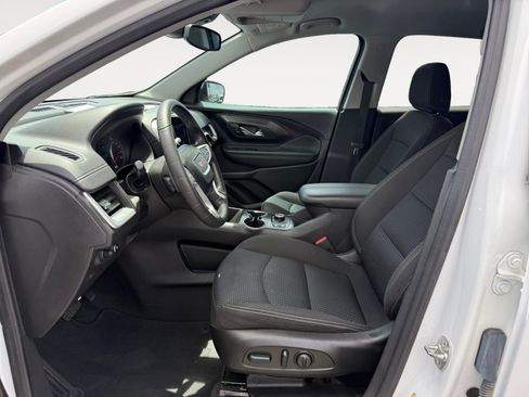 Used 2024 GMC Terrain SLE w/ Driver Convenience Package FWD image 10