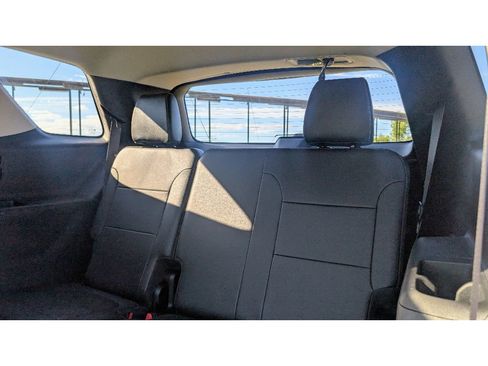 Used 2019 Chevrolet Traverse RS image 19
