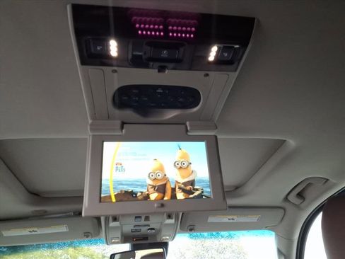 Used 2015 Chevrolet Tahoe LTZ image 24