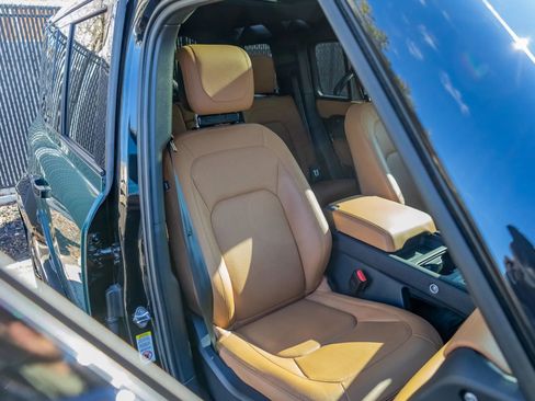 Used 2024 Land Rover Defender 110 V8 image 55