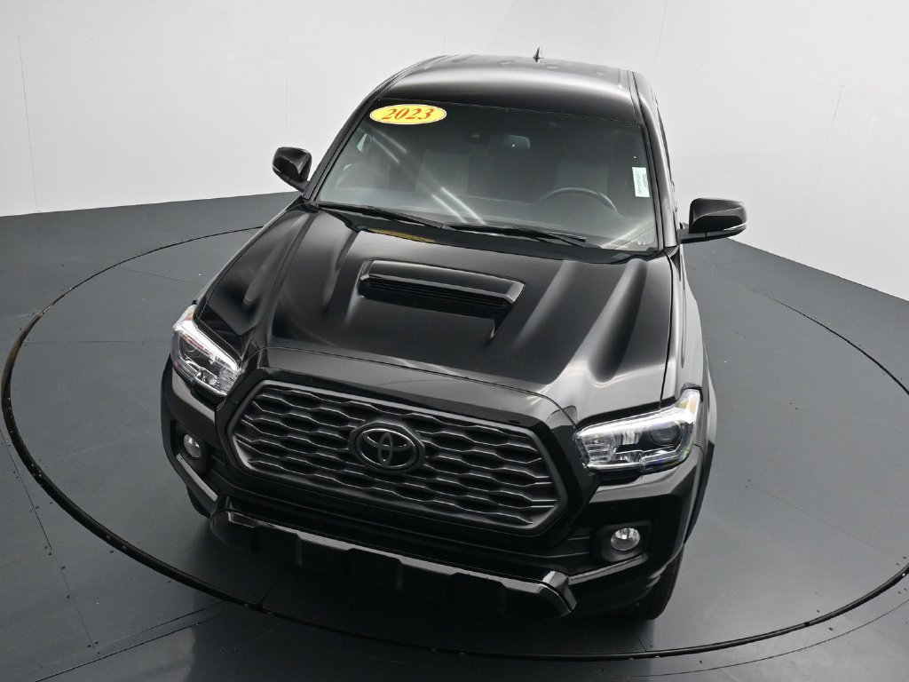 Used 2023 Toyota Tacoma TRD Sport AWD/4WD image 25