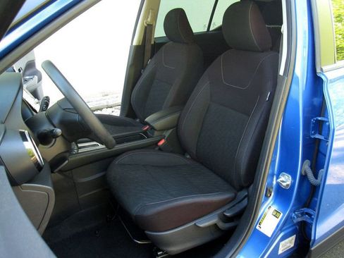 Used 2021 Nissan Kicks SV FWD image 18