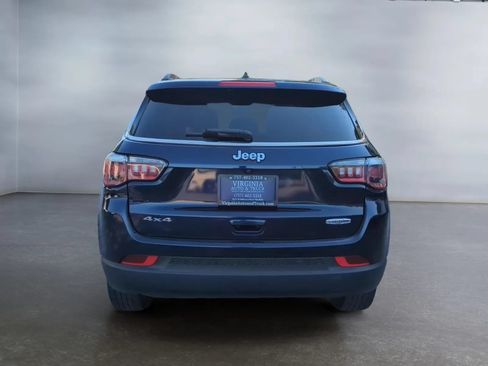 Used 2018 Jeep Compass Latitude AWD/4WD image 8