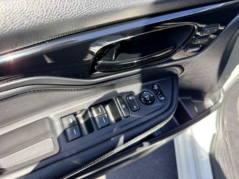 Used 2022 Honda Odyssey Elite image 19