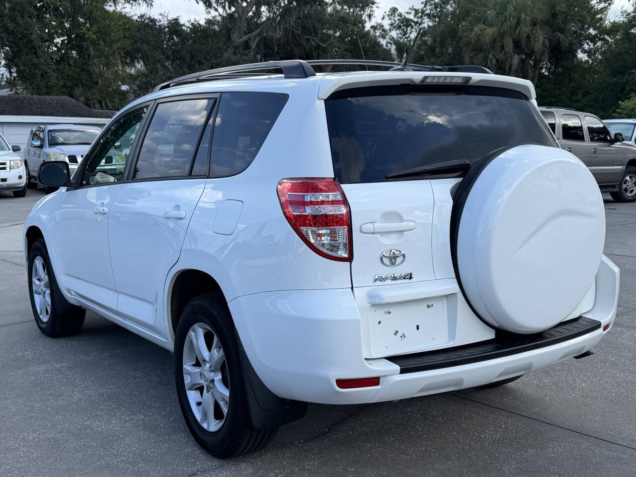 Used 2012 Toyota RAV4 FWD w/ Upgrade Value Pkg image 6