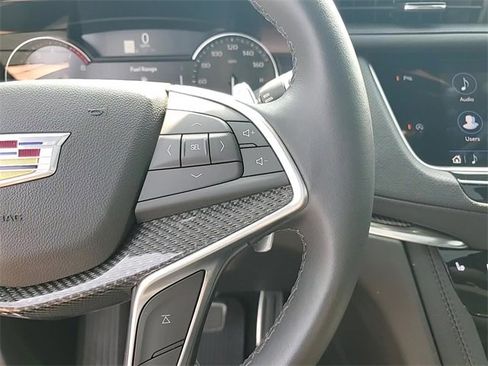 Used 2022 Cadillac XT5 Sportv image 17