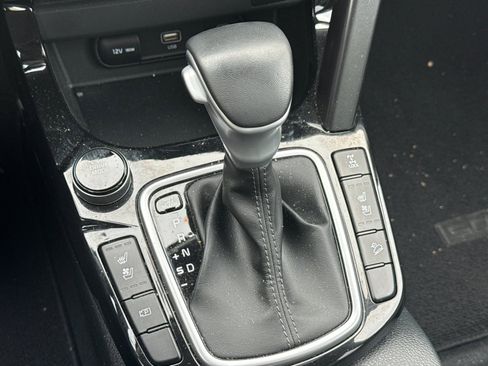 Certified 2024 Kia Seltos SX w/ SX Sunroof Package image 21