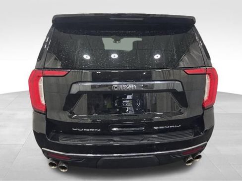 Used 2023 GMC Yukon Denali Ultimate AWD/4WD image 5