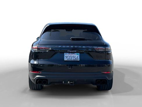 Used 2023 Porsche Cayenne Platinum Edition AWD/4WD image 4