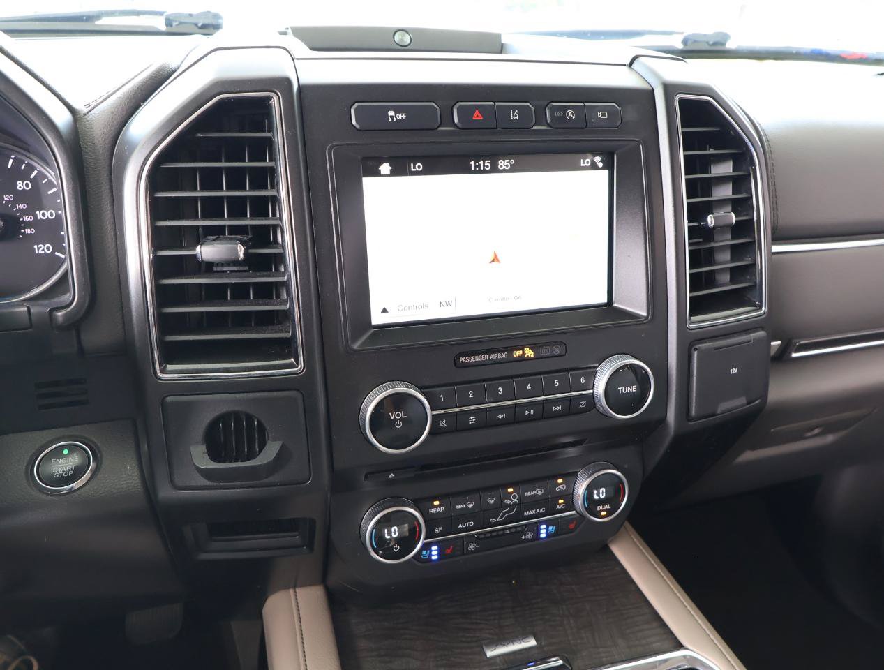 Used 2018 Ford Expedition Limited w/ Equipment Group 302A RWD image 40