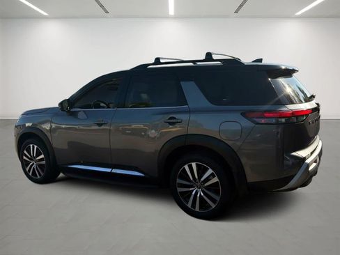 Used 2023 Nissan Pathfinder Platinum w/ Lighting Package (N93) AWD/4WD image 3